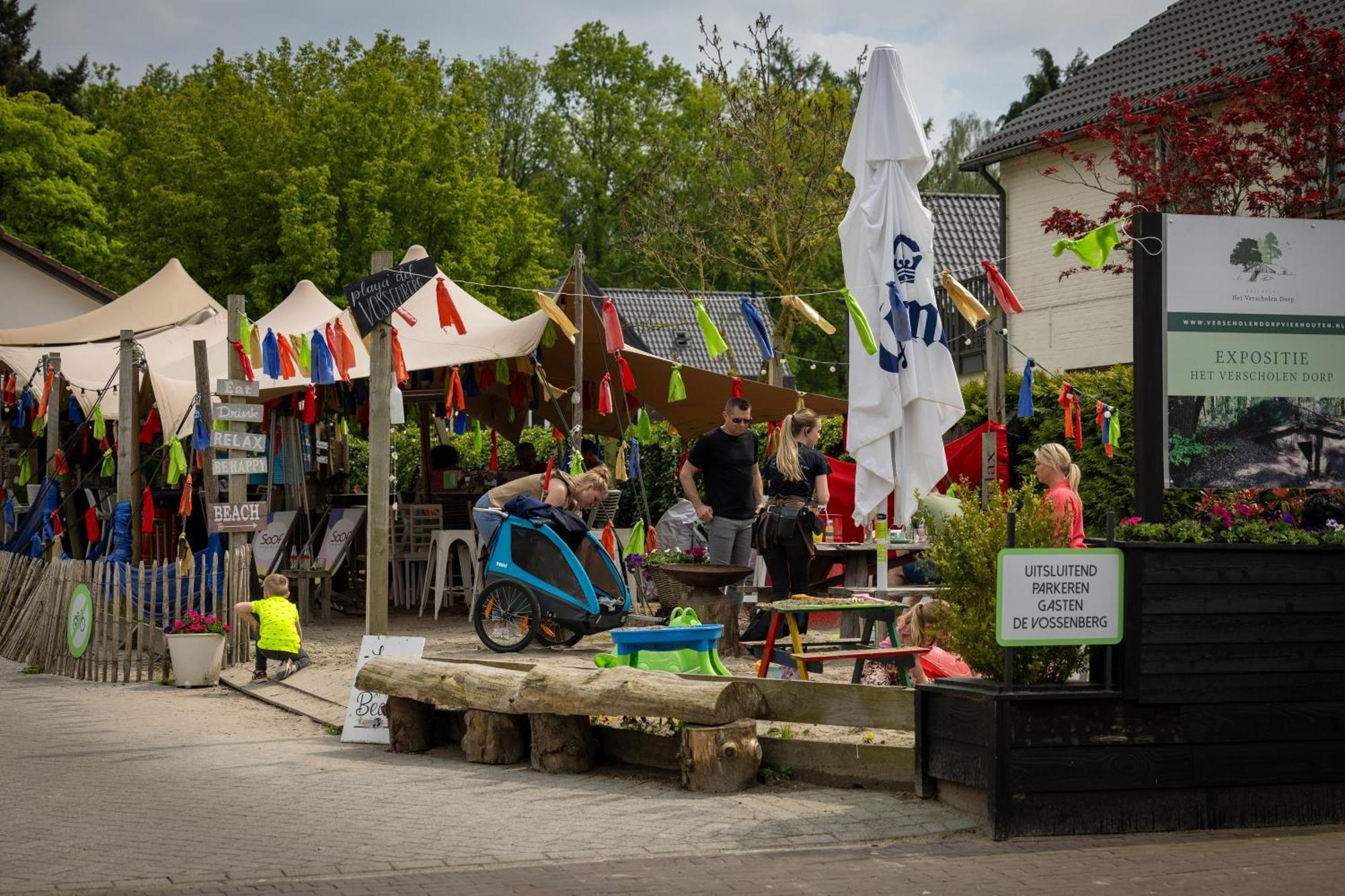 Hotel Restaurant 'De Vossenberg' Фиерхаутен Екстериор снимка